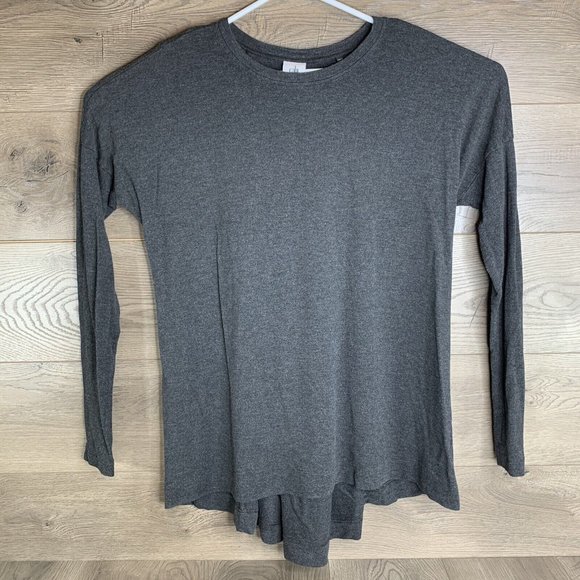 Cabi Swing Top Womens M Grey Tunic W/Wide Elastic Gather at Back Long Sleeve - Picture 1 of 11